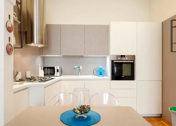 Appartement Joivy Bright 2br Flat With Parking In Centre