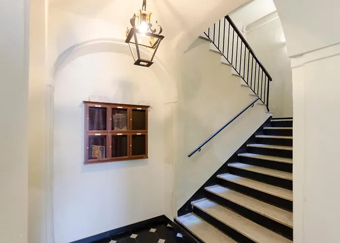 Joivy Bright 2br Flat With Parking In Centre * Rapallo