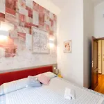 Joivy Bright 2br Flat With Parking In Centre Daire *