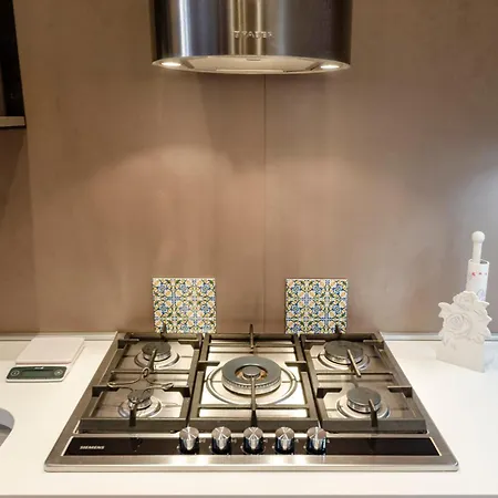 Joivy Bright 2br Flat With Parking In Centre ראפאלו